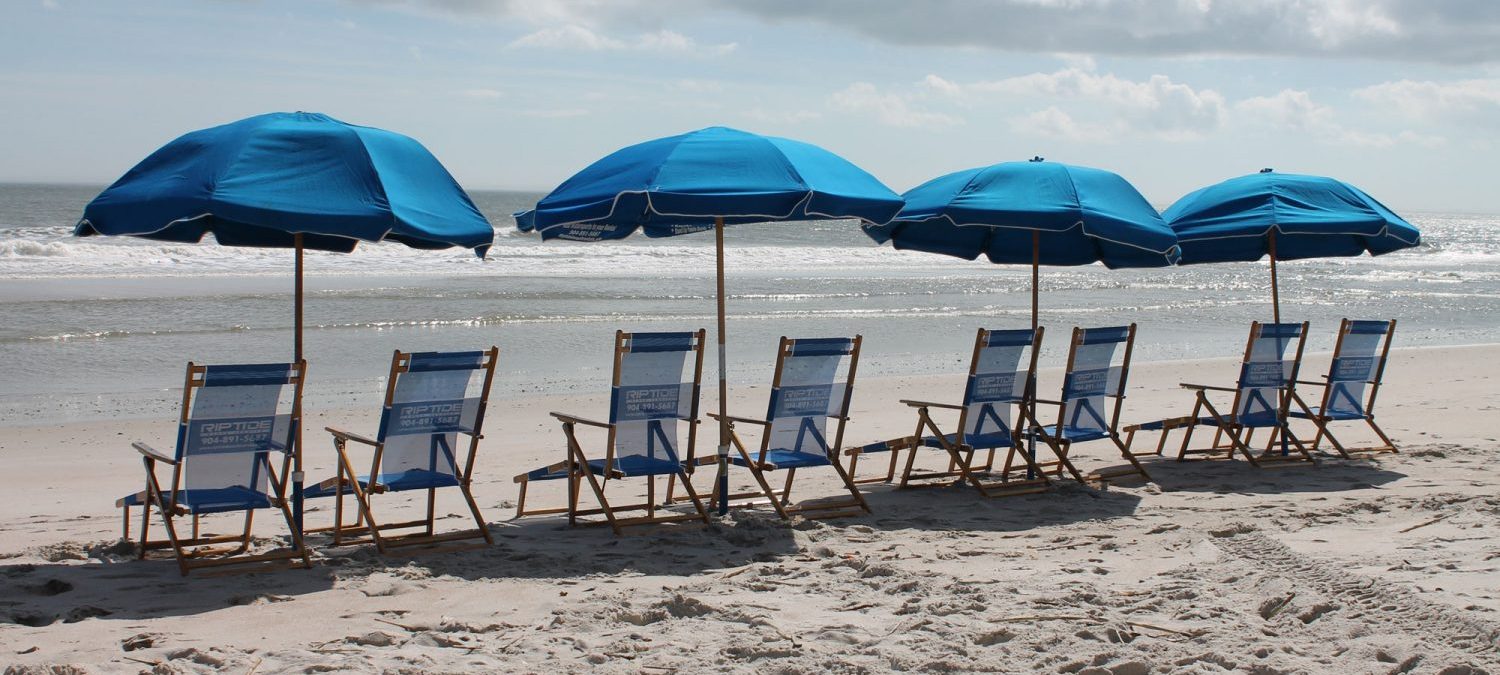 beach chairs and umbrellas pictures